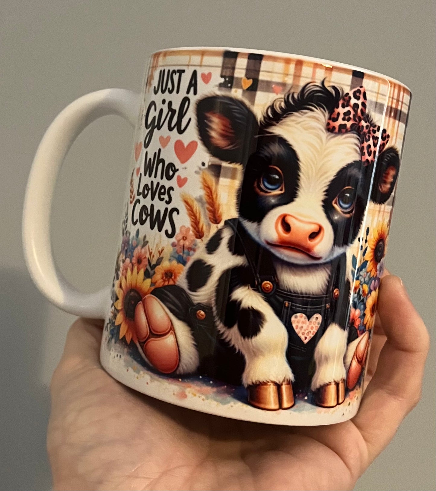 Just a girl who loves cows 🐮