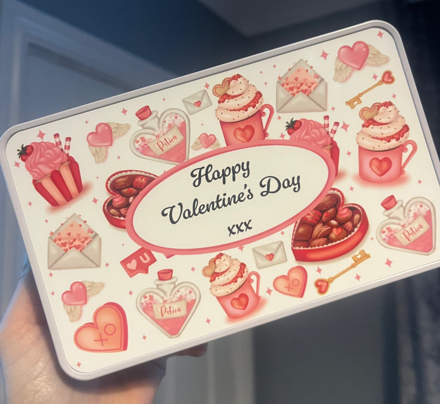 Valentine’s Day tin