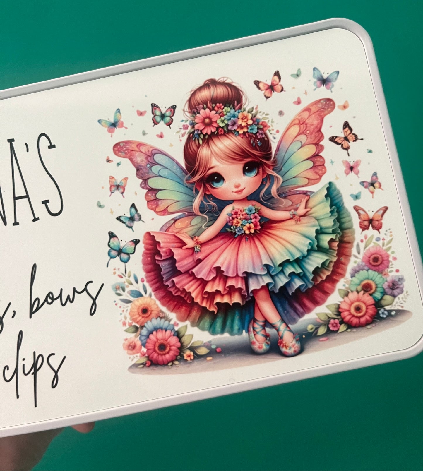 Bobbles, bows and clips tin