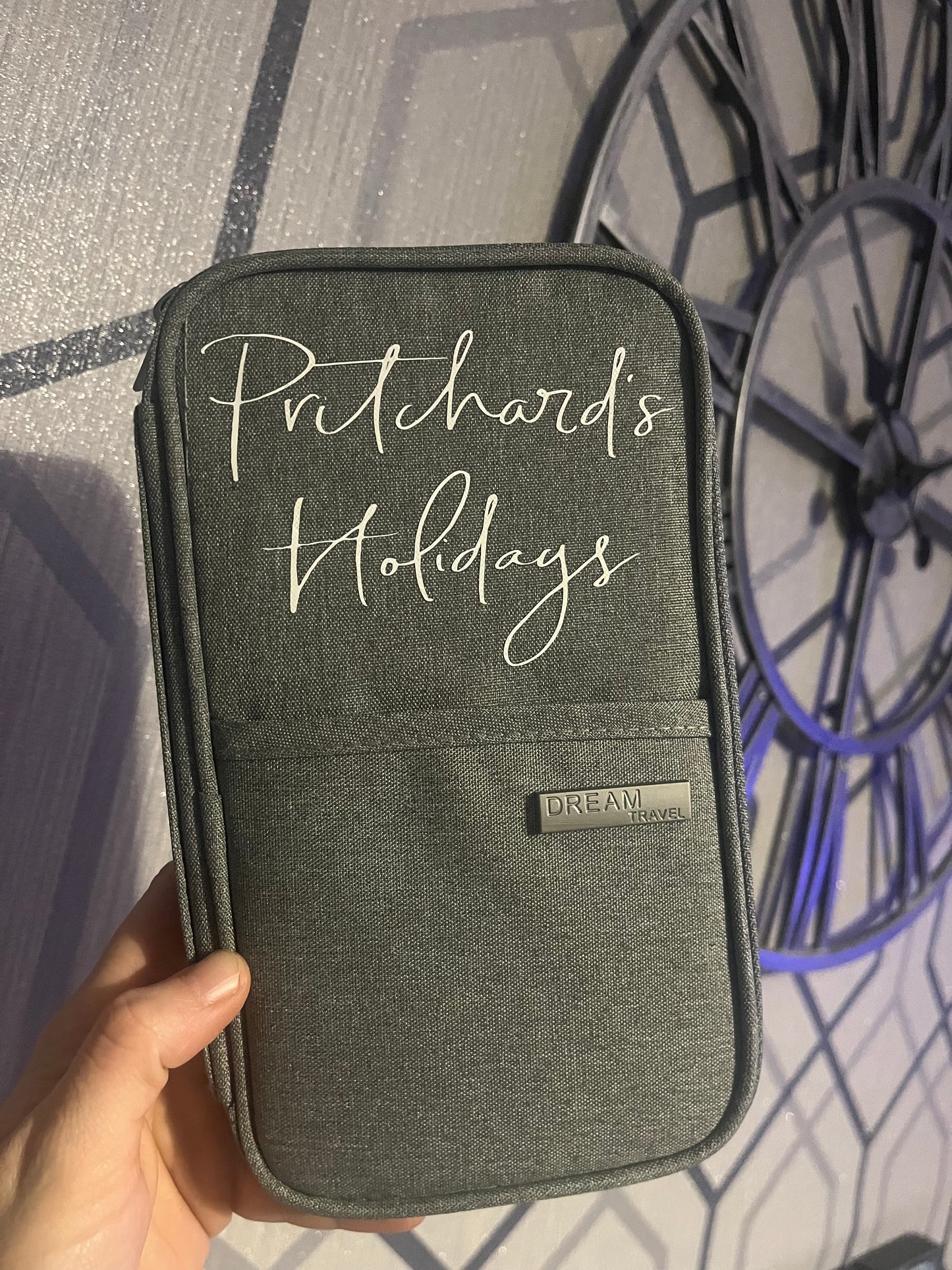 Travel folder