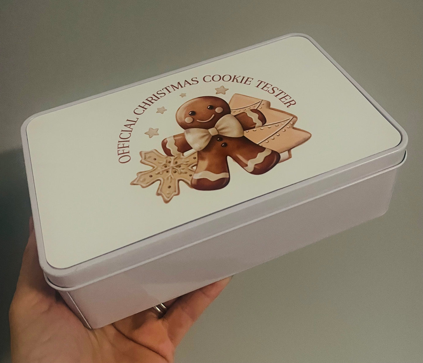 Christmas cookie treat tin