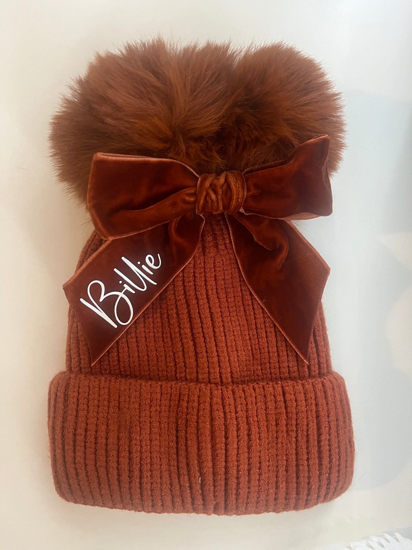 Pom Pom winter hat ⭐️ read description ⭐️