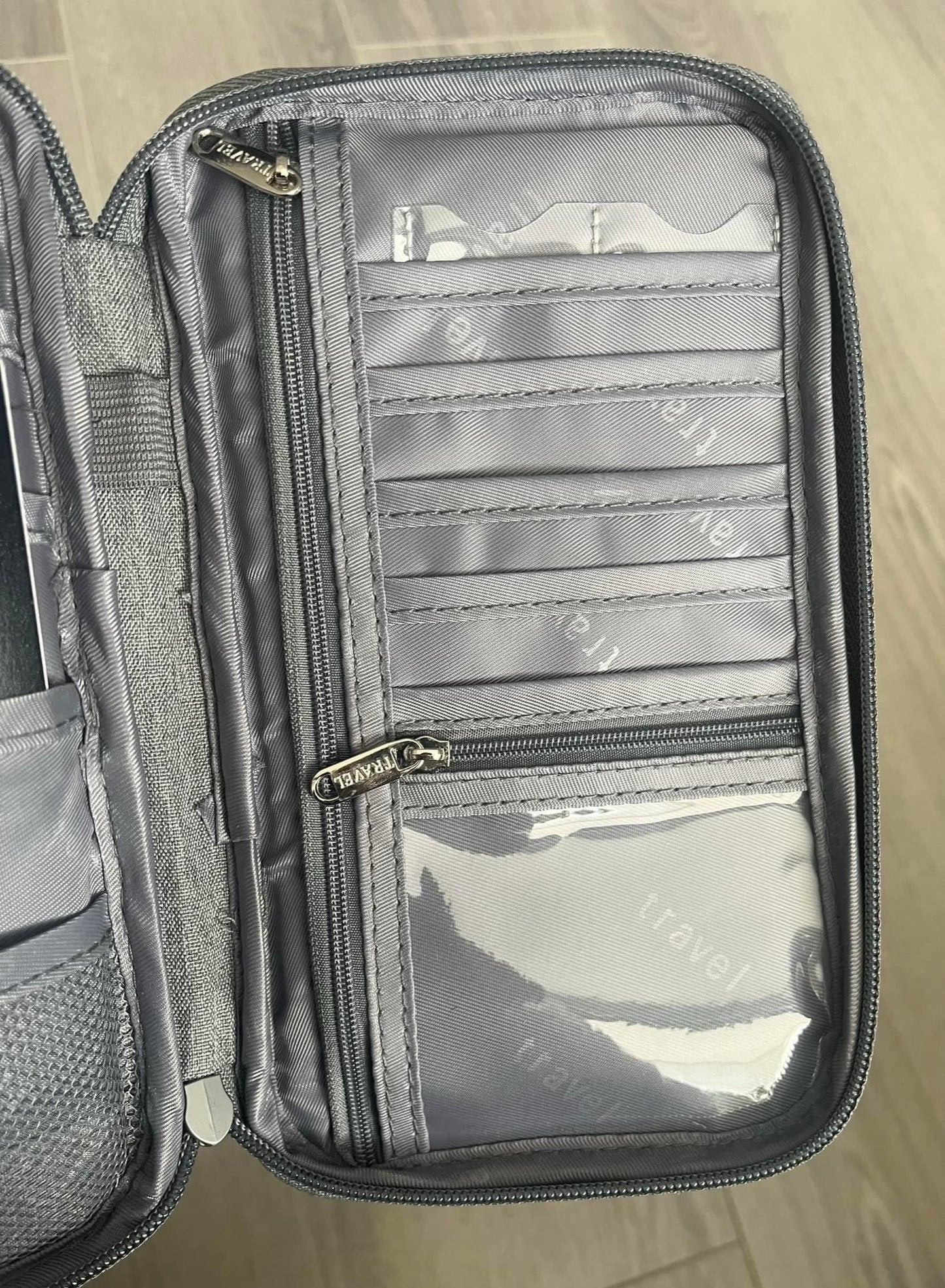 Travel folder